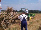 Beim Aufladen der Garben